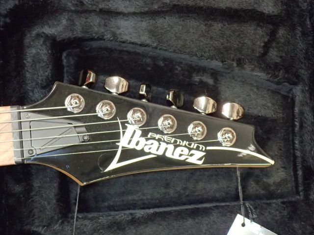 400688-5 Electric Guitar Ibanez Premium RG 821
