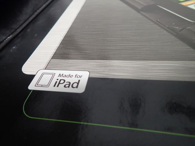 400769-5 Mackie DL1608 16 Channel Digital Sound Mixer w / Lightning iPad Control