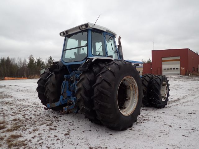 402873-5 FORD TW-25 Reg: OHL478