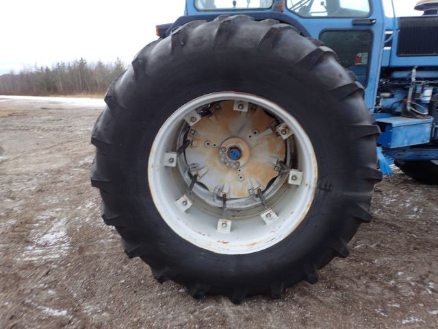 402876-13 FORD 8730 Reg: DML464