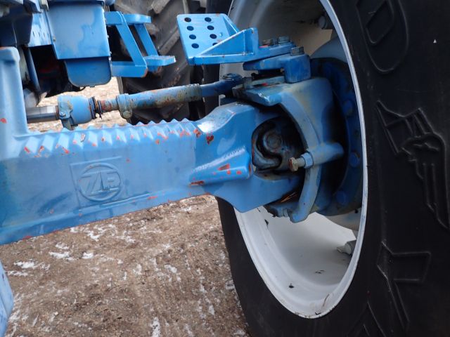 402876-18 FORD 8730 Reg: DML464