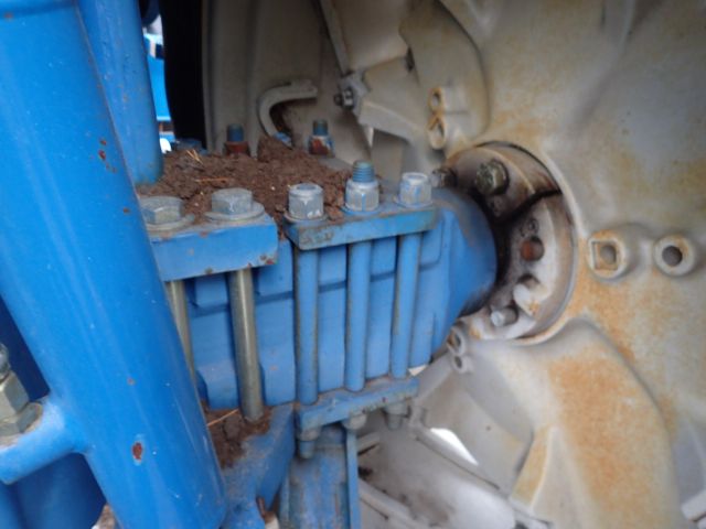 402876-46 FORD 8730 Reg: DML464