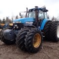 402880-1 NEW HOLLAND 8670 Reg: AGO388