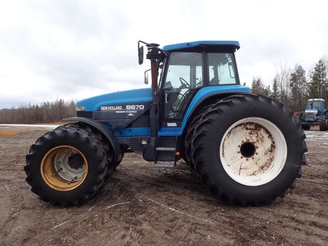 402880-8 NEW HOLLAND 8670 Reg: AGO388