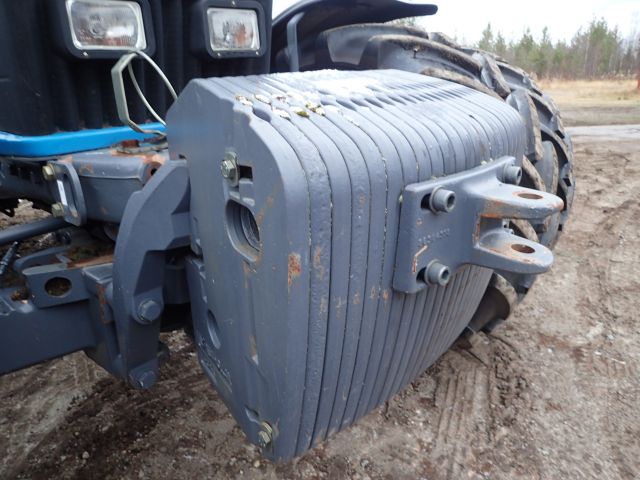 402880-20 NEW HOLLAND 8670 Reg: AGO388