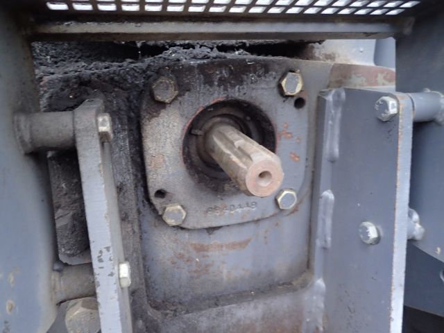 402880-41 NEW HOLLAND 8670 Reg: AGO388