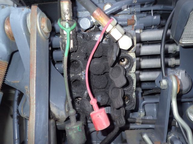 402880-43 NEW HOLLAND 8670 Reg: AGO388