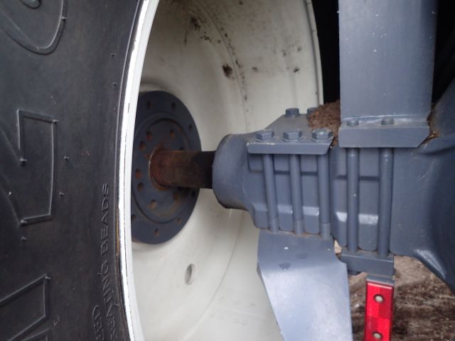 402880-49 NEW HOLLAND 8670 Reg: AGO388