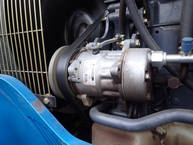 402880-67 NEW HOLLAND 8670 Reg: AGO388