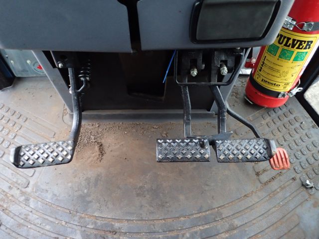 402880-96 NEW HOLLAND 8670 Reg: AGO388