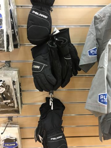 422766-1 New Polaris snowmobile gloves / missing