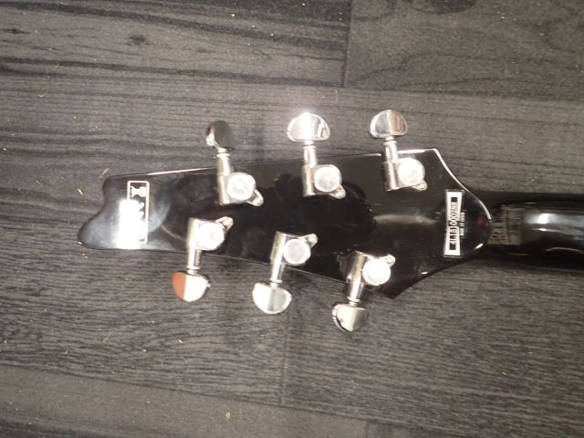 402858-11 Electric guitar Ibanez, Paul Stanley silver