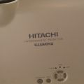 424231-4 Projektor Hitachi Illumina med takfäste