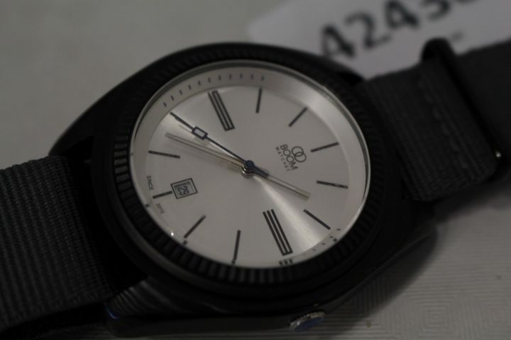 424374-11 Klocka Triwa, Skala, Inklusive frakt