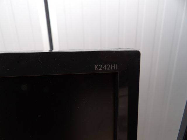 415318-3 2 pcs Computer Monitors Acer & Benq