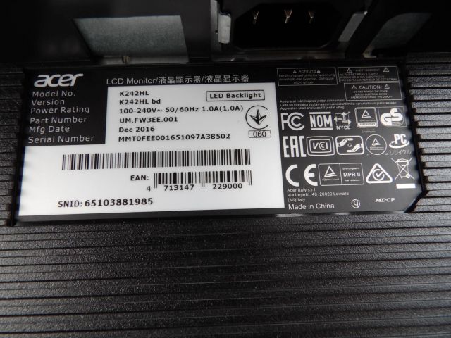 415318-4 2 pcs Computer Monitors Acer & Benq