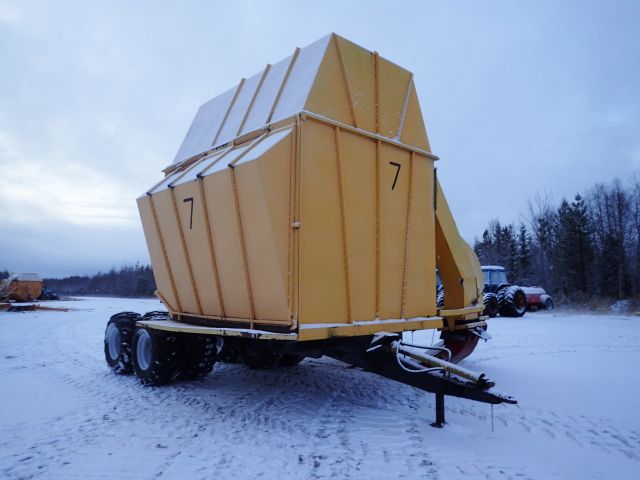 402887-1 RAUSSI Trailer