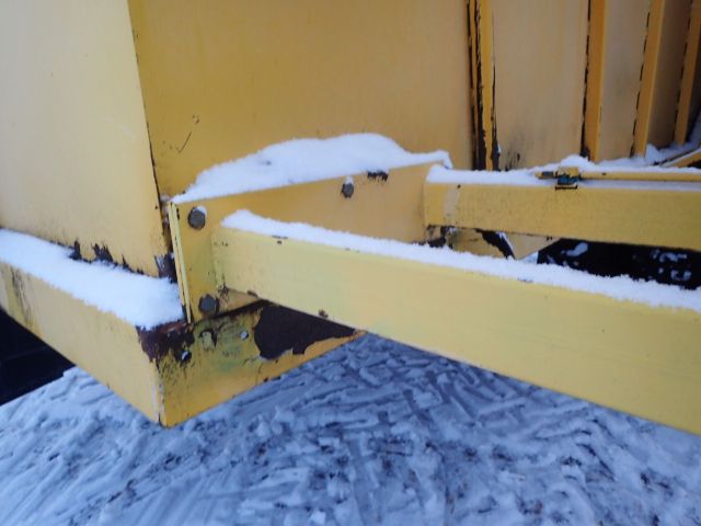 402887-30 RAUSSI Trailer