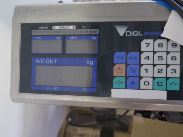 430547-3 Livsmedelsvåg DIGI