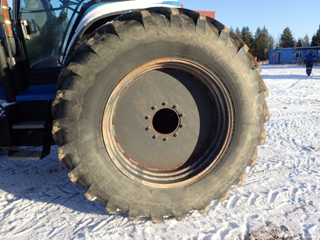 402877-11 NEW HOLLAND 8670 Reg: CHU840