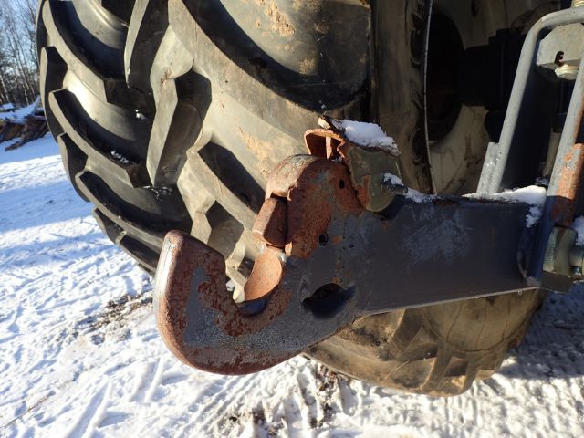 402877-32 NEW HOLLAND 8670 Reg: CHU840