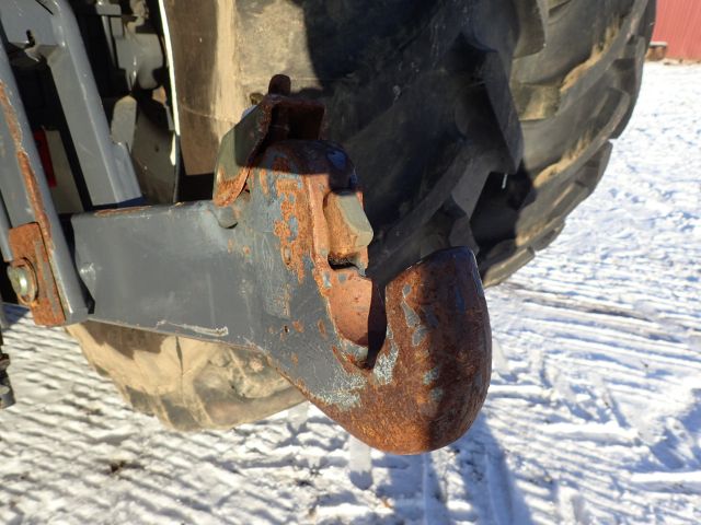402877-33 NEW HOLLAND 8670 Reg: CHU840