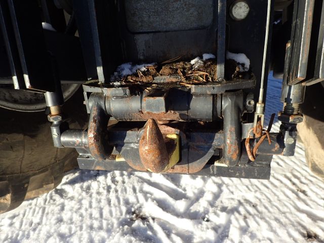 402877-34 NEW HOLLAND 8670 Reg: CHU840