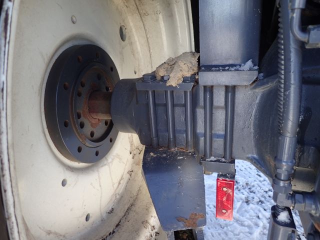 402877-40 NEW HOLLAND 8670 Reg: CHU840