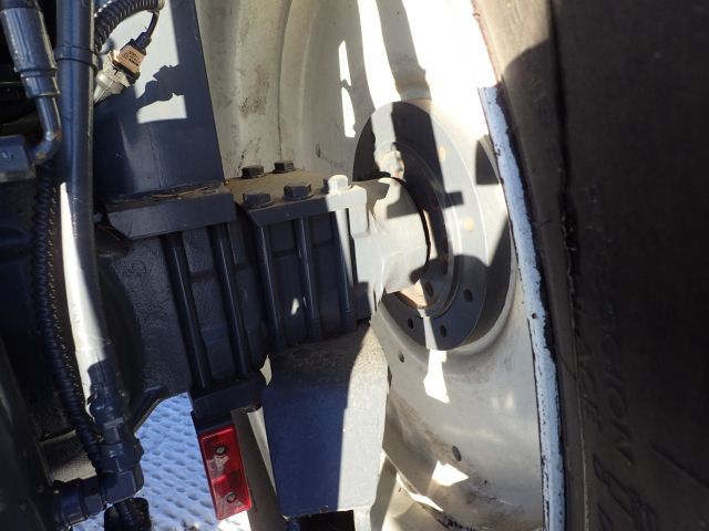 402877-41 NEW HOLLAND 8670 Reg: CHU840
