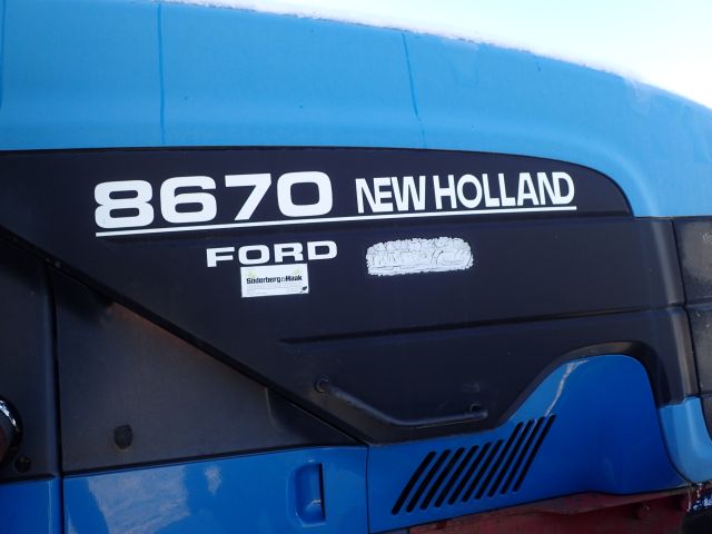 402877-51 NEW HOLLAND 8670 Reg: CHU840