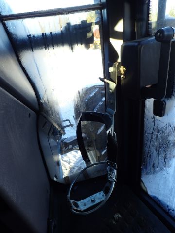 402877-75 NEW HOLLAND 8670 Reg: CHU840
