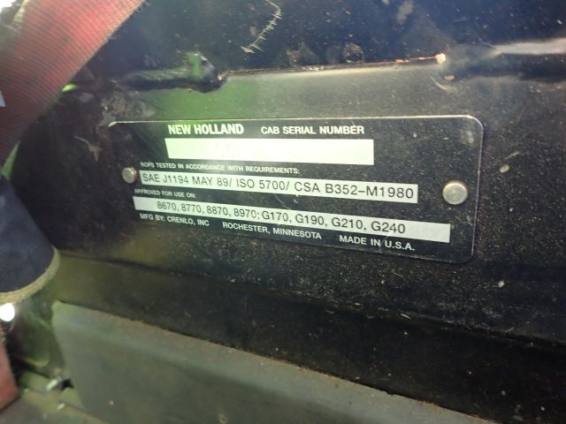 402877-86 NEW HOLLAND 8670 Reg: CHU840