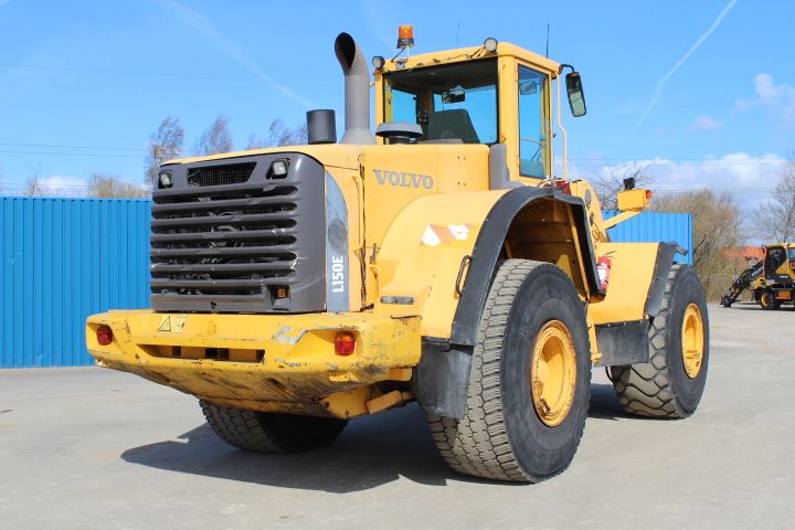 410202-3 Volvo L150E from 2003