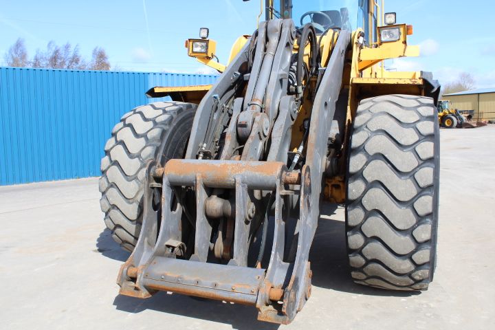 410202-7 Volvo L150E from 2003