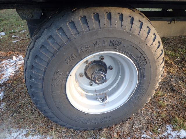 400003-20 Tractor caravan (Byske Camping)