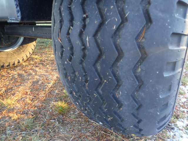 400003-24 Tractor caravan (Byske Camping)