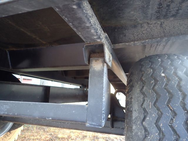 400003-25 Tractor caravan (Byske Camping)