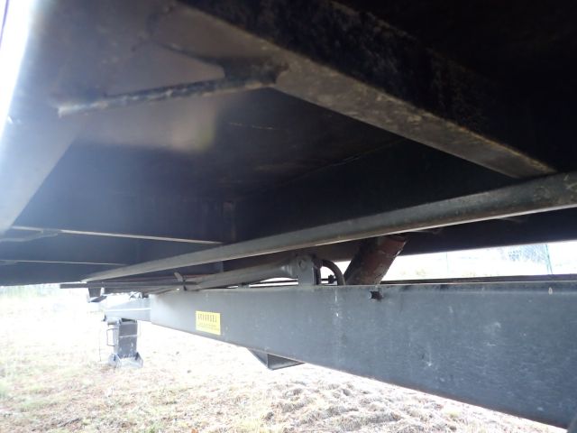 400003-48 Tractor caravan (Byske Camping)