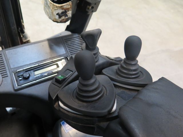 344879-11 Forklift Linde E16-01