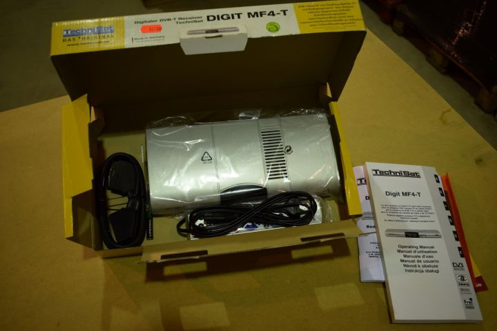 431788-1 Technisat Digit MF4-T DVB-T Digital TV Tuner with Card Slot