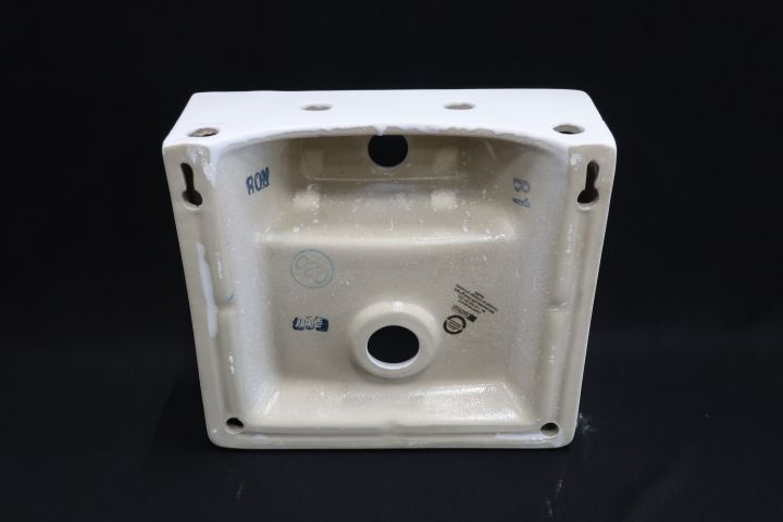 430812-6 Washbasin BathCo Bergamo