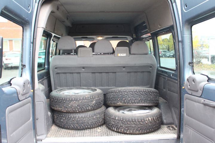 431671-25 Ford Transit 125 T330 (9-sits, Aut) -04