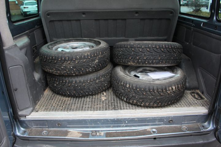 431671-30 Ford Transit 125 T330 (9-sits, Aut) -04