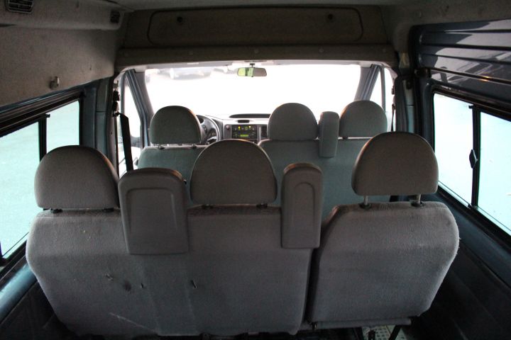 431671-35 Ford Transit 125 T330 (9-sits, Aut) -04