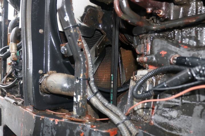 431888-14 Tractor: Lamborghini Racing 165DT