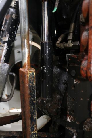 431888-19 Tractor: Lamborghini Racing 165DT