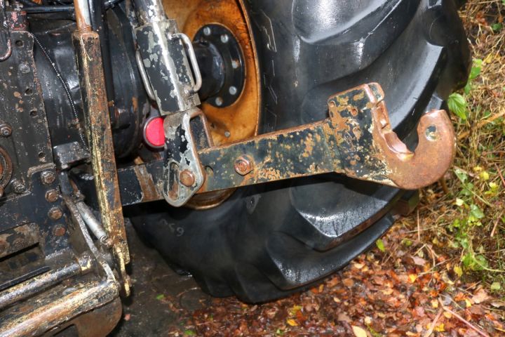 431888-24 Tractor: Lamborghini Racing 165DT