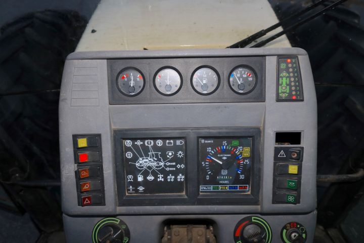 431888-39 Tractor: Lamborghini Racing 165DT