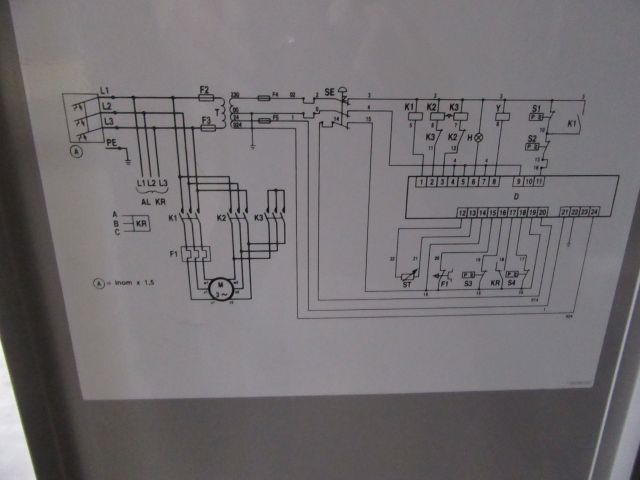 415338-11 FINI Screw compressor with air dryer, heat exchanger / heat recovery and a large pressure tank