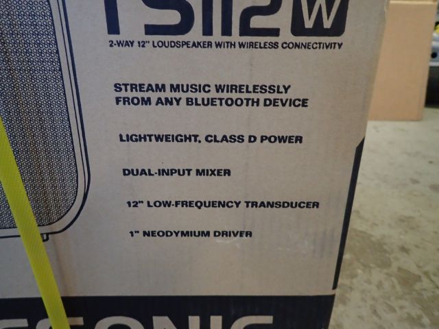 400846-4 ALTO Truesonic TS 112 W Active Speaker.